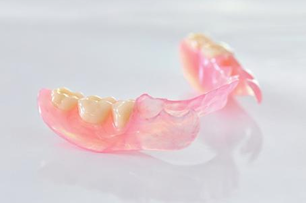 ノンクラスプデンチャーの特徴